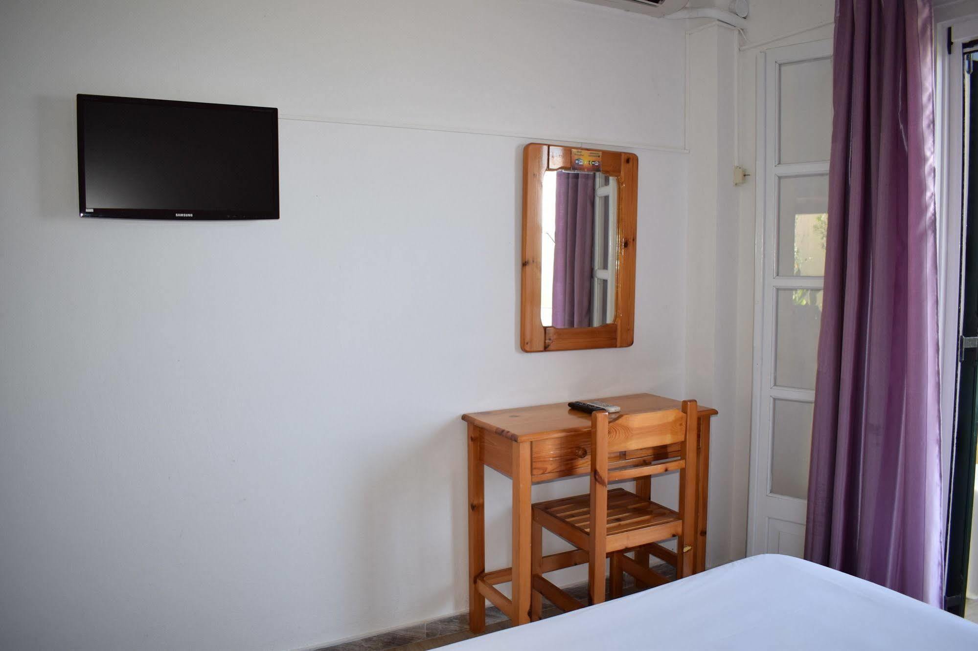 Rising Sun Apartments & Studios Benitses  Luaran gambar