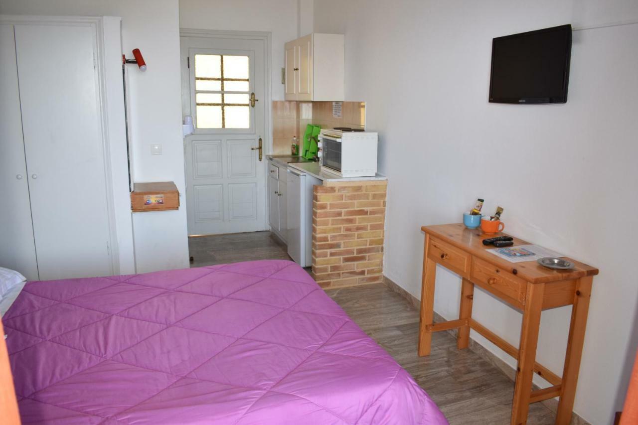 Rising Sun Apartments & Studios Benitses  Luaran gambar