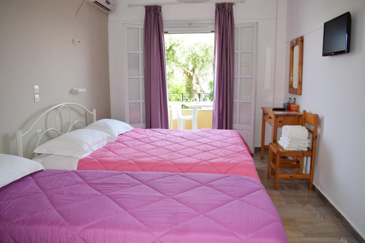 Rising Sun Apartments & Studios Benitses  Luaran gambar